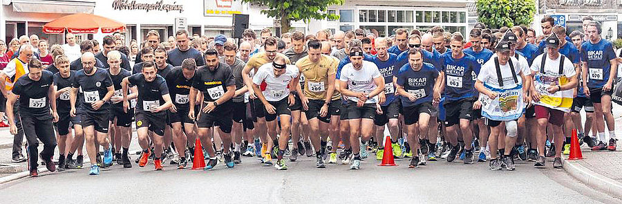 Über 400 Teilnehmerinnen und Teilnehmer gingen beim Wittgensteiner Firmenlauf 2023 an den Start. (Foto: Nasser Trabulsi)  