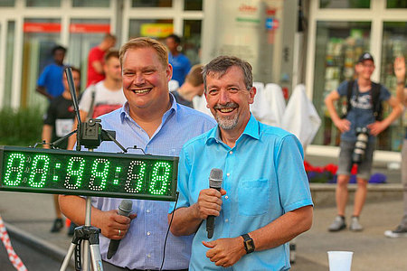 Impressionen vom 15. Wittgensteiner Firmenlauf. (WP-Foto: Peter Kehrle)  