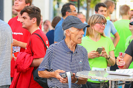 Impressionen vom 15. Wittgensteiner Firmenlauf. (WP-Foto: Peter Kehrle)  